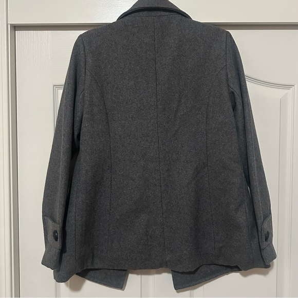 NWOT Triple Five Soul Wool Blend Gray‎ Peacoat Faux Fur Lining. Size M. - Picture 6 of 7
